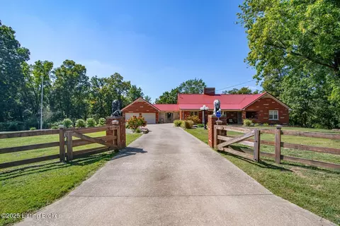 1827 Preston St, Radcliff, KY 40160