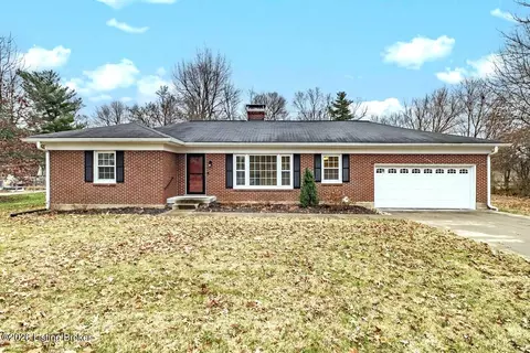2 Narwood Dr, Jeffersontown, KY 40299
