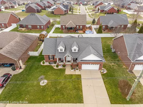 267 Parkland Trce, Mount Washington, KY 40047