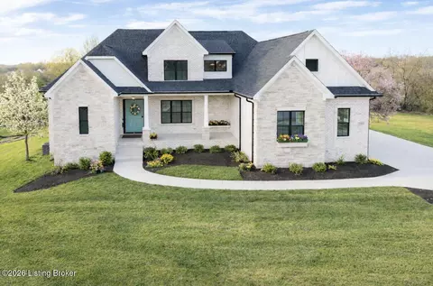 2716 Adenmore Ct, Prospect, KY 40059