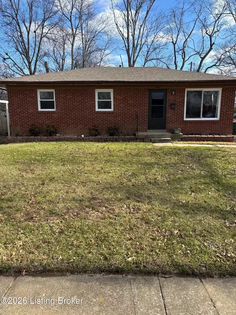9407 Shanna Dr, Jeffersontown, KY 40299