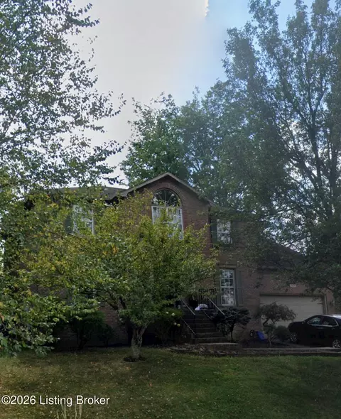11704 Saratoga Woods Ct, Jeffersontown, KY 40299