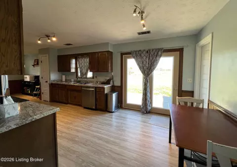 1865 Fogle Rd, Loretto, KY 40037 photo 9