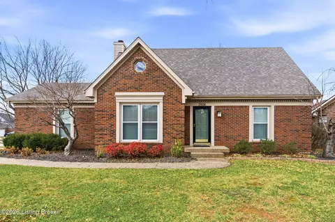 2908 Velden Dr, Louisville, KY 40220