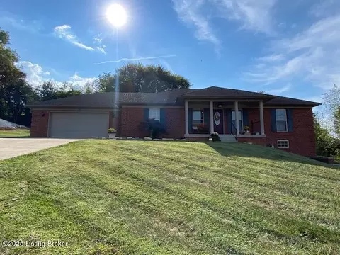 105 Springhill Dr, Bardstown, KY 40004