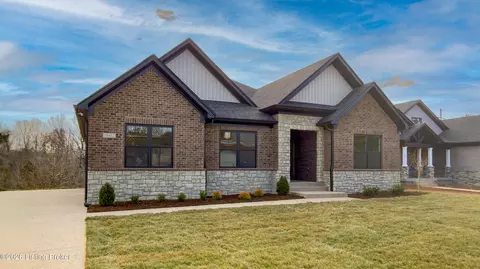 10402 Martinside Dr, Louisville, KY 40291