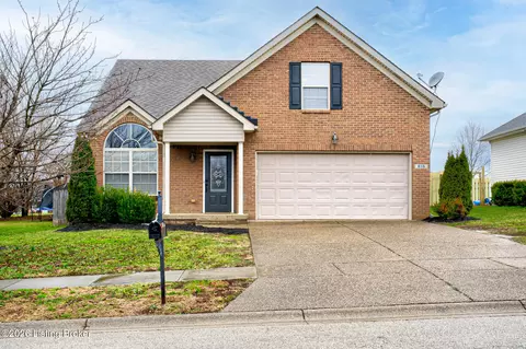 816 Hackney Ln, Shelbyville, KY 40065