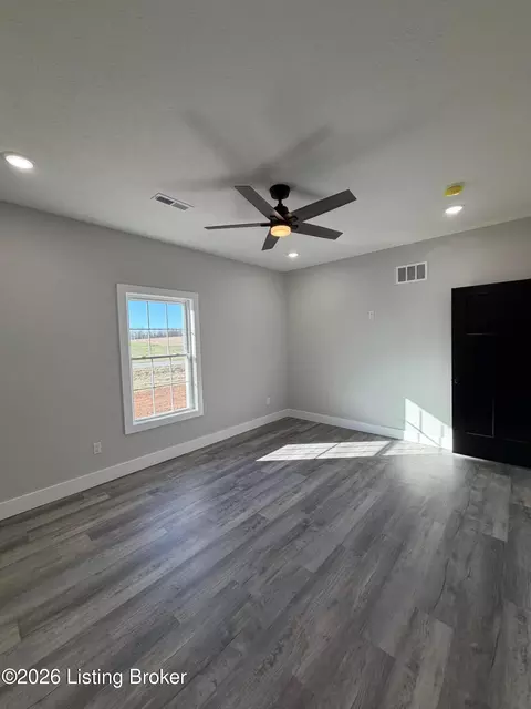 Bedroom - 33 Gordon Dr, Ekron, KY 40117 photo 1 of 4