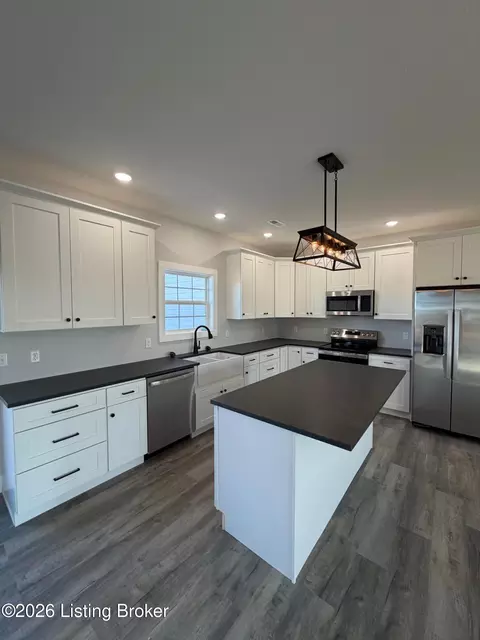 Kitchen - 33 Gordon Dr, Ekron, KY 40117 photo 6 of 7