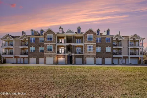 10204 Overlook Meadows Pl #203, Louisville, KY 40291