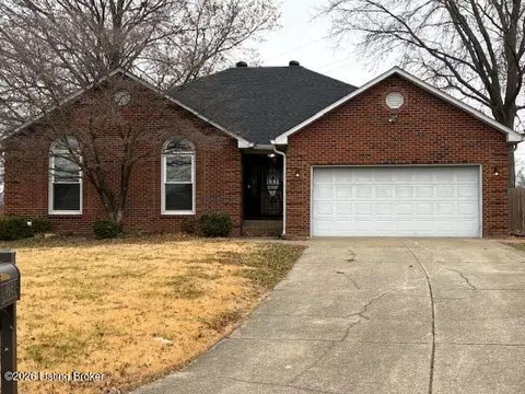 4815 Red Dawn Dr, Louisville, KY 40216