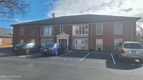 9 Dupont Way #5, Louisville, KY 40207