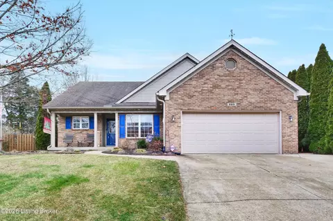8801 Fox Chase Pl, Louisville, KY 40228