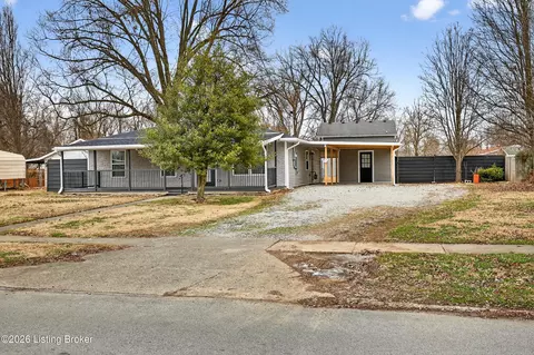 5813 Alanadale Dr, Louisville, KY 40272
