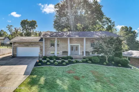 9305 Hi View Ln, Louisville, KY 40272
