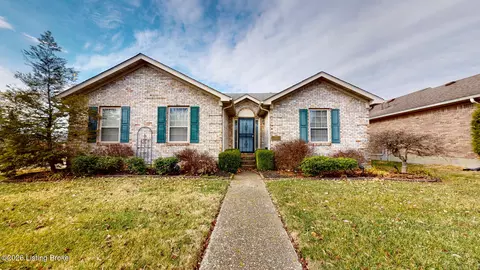 11316 Ashbrooke Gardens Dr, Louisville, KY 40229