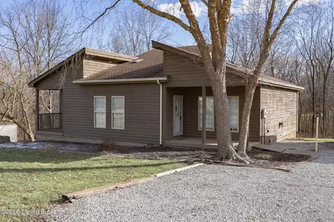 44 Pioneer Dr, Taylorsville, KY 40071