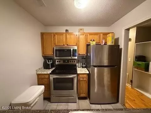 1320 S 17th St, Louisville, KY 40210