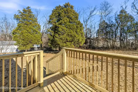 120 E Spring St, Radcliff, KY 40160 photo 10