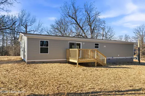 120 E Spring St, Radcliff, KY 40160 photo 5