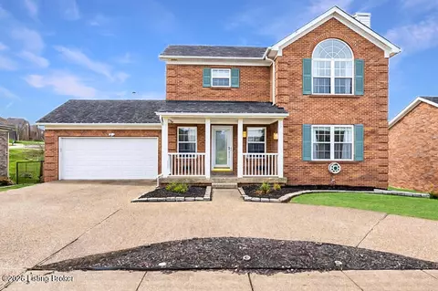 11520 Saratoga Club Rd, Louisville, KY 40299