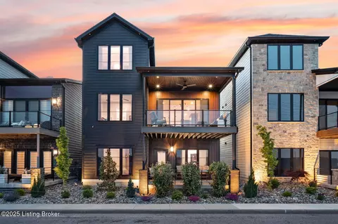 104 Howard Ln, Jeffersonville, IN 47130