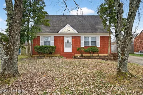 2506 Tavistock Ct, Louisville, KY 40272