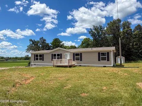 104 N Center St, Irvington, KY 40146