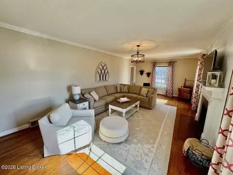 308 Covington Ave, Springfield, KY 40069 photo 7