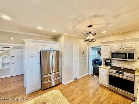 308 Covington Ave, Springfield, KY 40069 photo 14