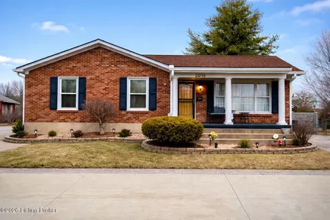 2013 Foxhurst Dr, Louisville, KY 40216