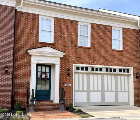 8203 Maris Ct, Louisville, KY 40241