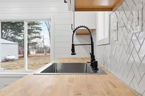 Kitchen - 960 Brownsboro Rd, Pendleton, KY 40055 photo 2 of 2
