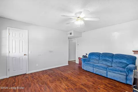 174 W Joyce Ln, Brooks, KY 40109 photo 8