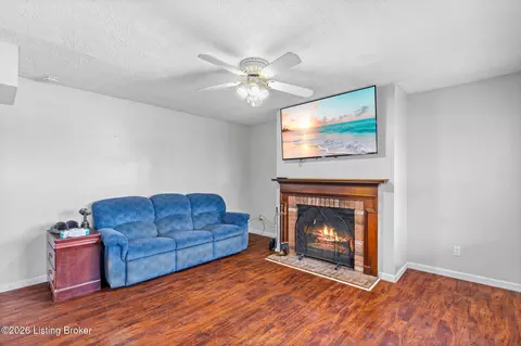 174 W Joyce Ln, Brooks, KY 40109 photo 9