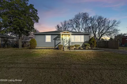 2235 Peaslee Rd, Louisville, KY 40216