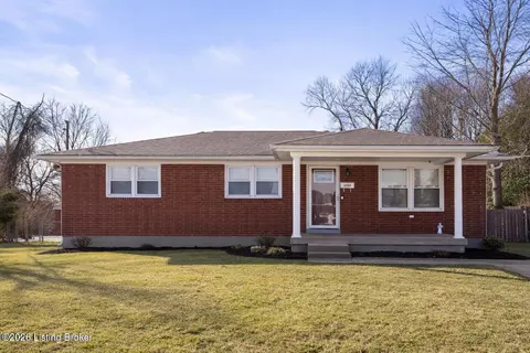 8206 Gloxinia Dr, Louisville, KY 40258