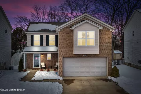 10608 Evanwood Dr, Louisville, KY 40228