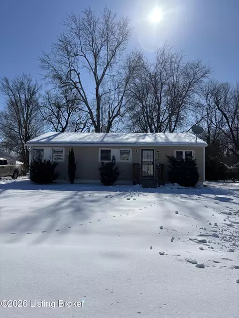 5214 Red Oak Ln, Louisville, KY 40218