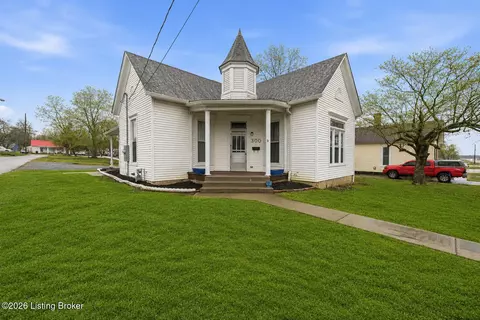 300 W Main St, Hodgenville, KY 42748