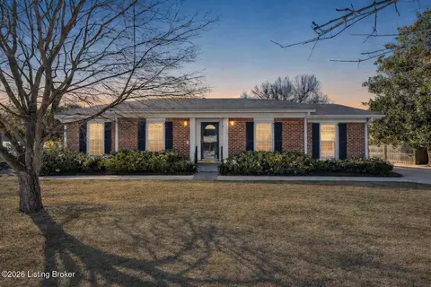 9805 Cypress Creek Dr, Louisville, KY 40241