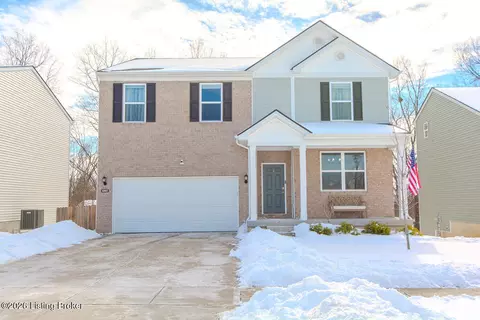 6002 White Pine Ln, La Grange, KY 40031