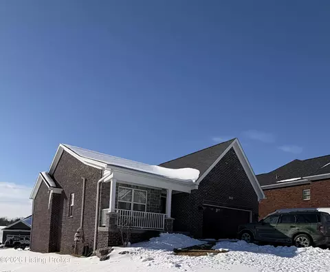 121 Lillian Ct, Shepherdsville, KY 40165