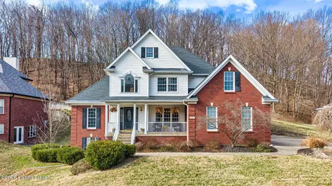 3306 Hardwood Forest Dr, Louisville, KY 40214