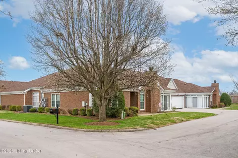6224 River Pointe Dr, Louisville, KY 40258