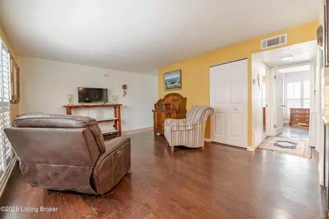 2501 Lindsay Ave #9, Louisville, KY 40206
