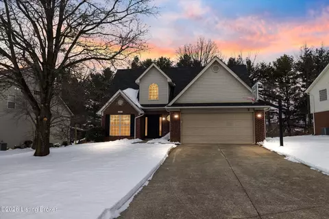 5812 Waveland Cir, Prospect, KY 40059