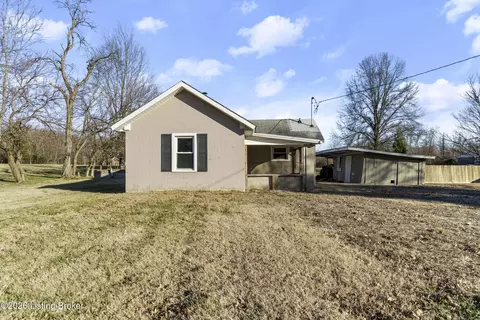 5617 Lovers Ln, Louisville, KY 40299
