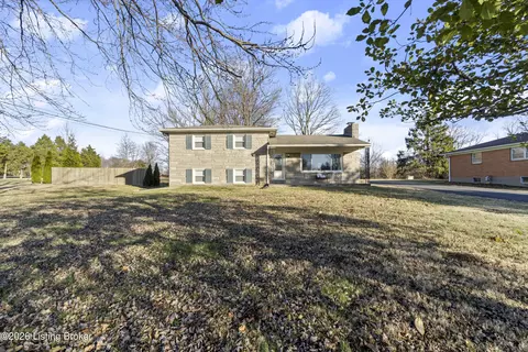 5701 Lovers Ln, Louisville, KY 40299