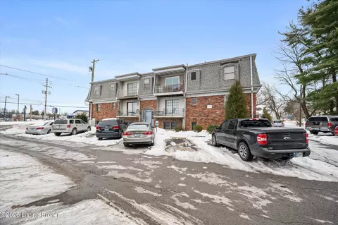 9614 Westport Rd #9, Louisville, KY 40241